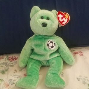TY BEANIE BABY Kicks